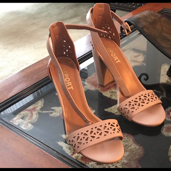 Report Collection Shoes - Nordstrom’s shoe collection